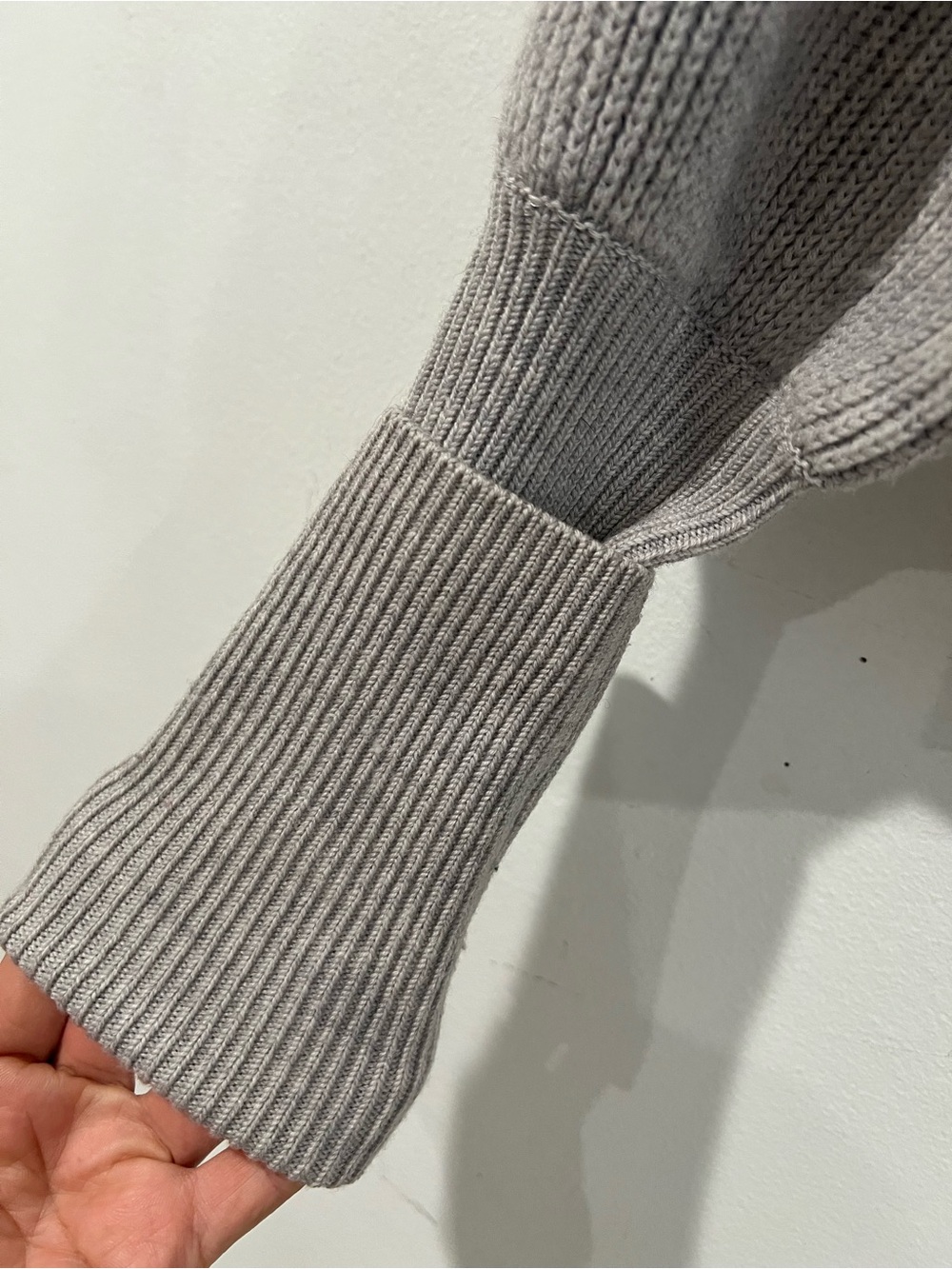 VERÓNICA BEARD Gray Ribbed Button-Accent Women's Sweater M - Picture 5 of 8